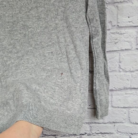 H&M Gangsta Wrapper Sequin Pug Dog Gray Crew Neck Sweater Urban Hip Christmas XS - Picture 12 of 14